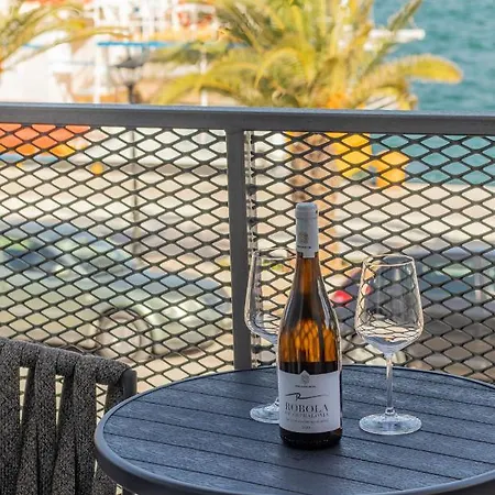 Chelmis Sea Front - Atlantis Appartement