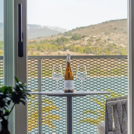 Apartment Chelmis Sea Front - Atlantis *